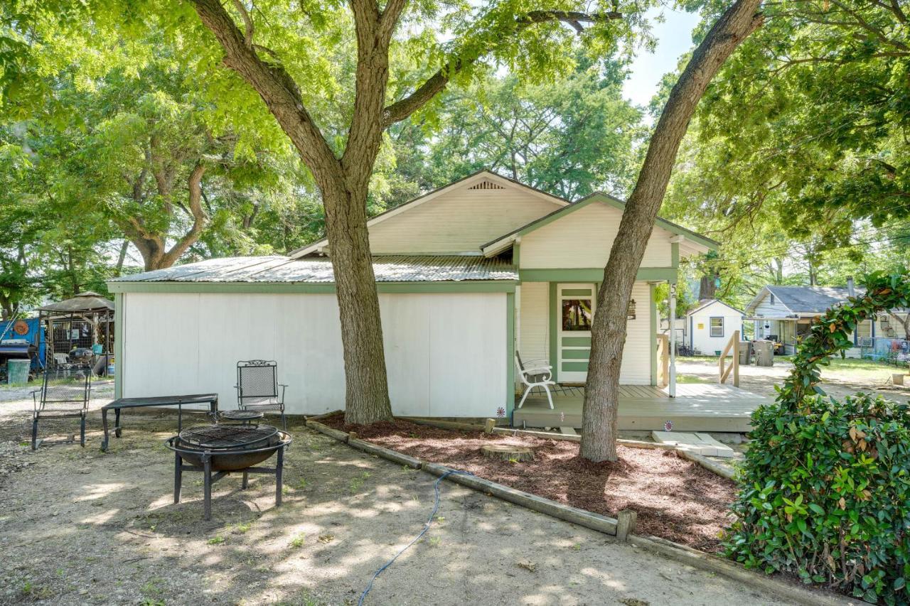 New Braunfels Vacation Rental On Lake Dunlap! Exterior photo