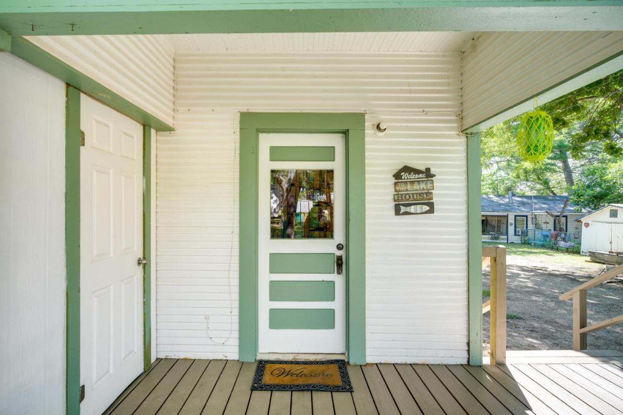 New Braunfels Vacation Rental On Lake Dunlap! Exterior photo